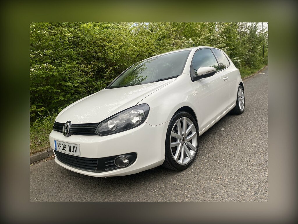 Volkswagen Golf 2.0 Tdi 140 Gt MF09WJV White #2