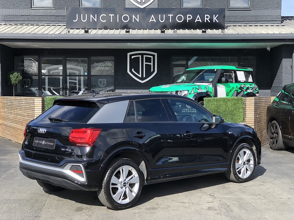 Audi Q2 Tfsi Cod S Line GM21YGE Black #6