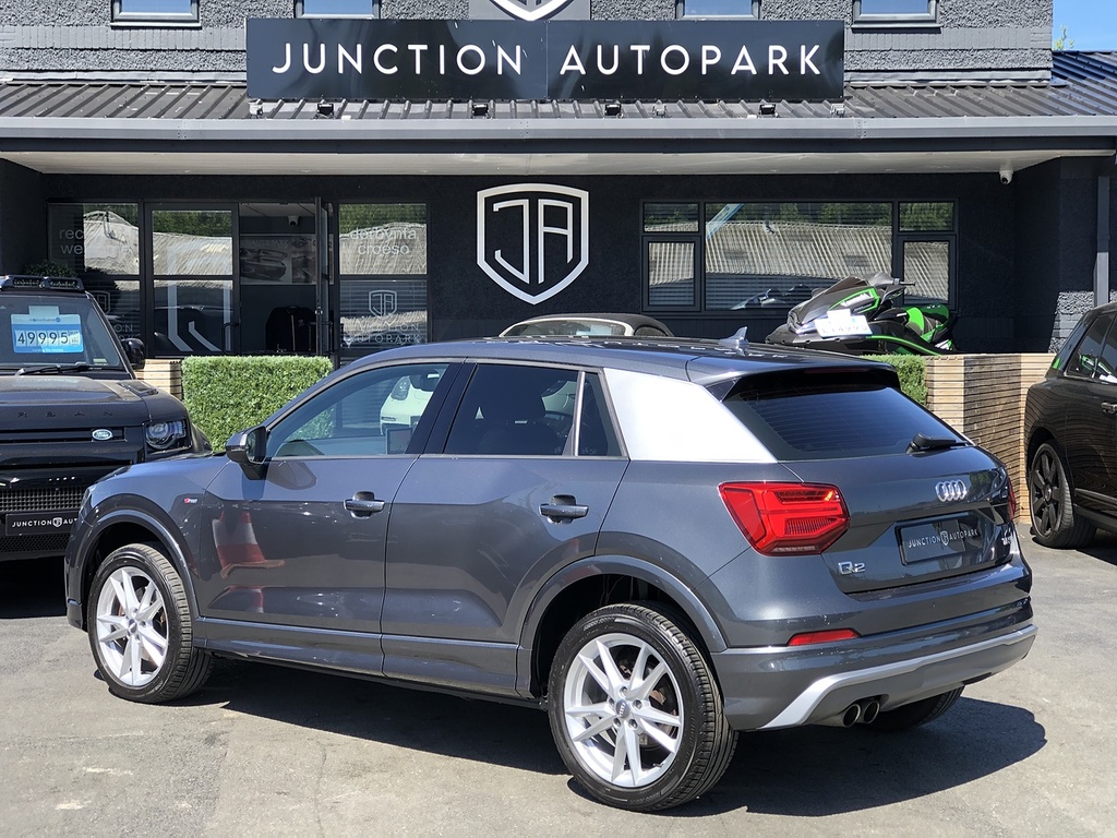 Audi Q2 Tfsi Cod S Line NL18XWZ Grey #3