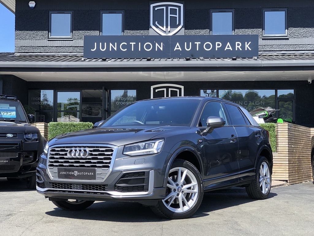 Audi Q2 Tfsi Cod S Line NL18XWZ Grey #2