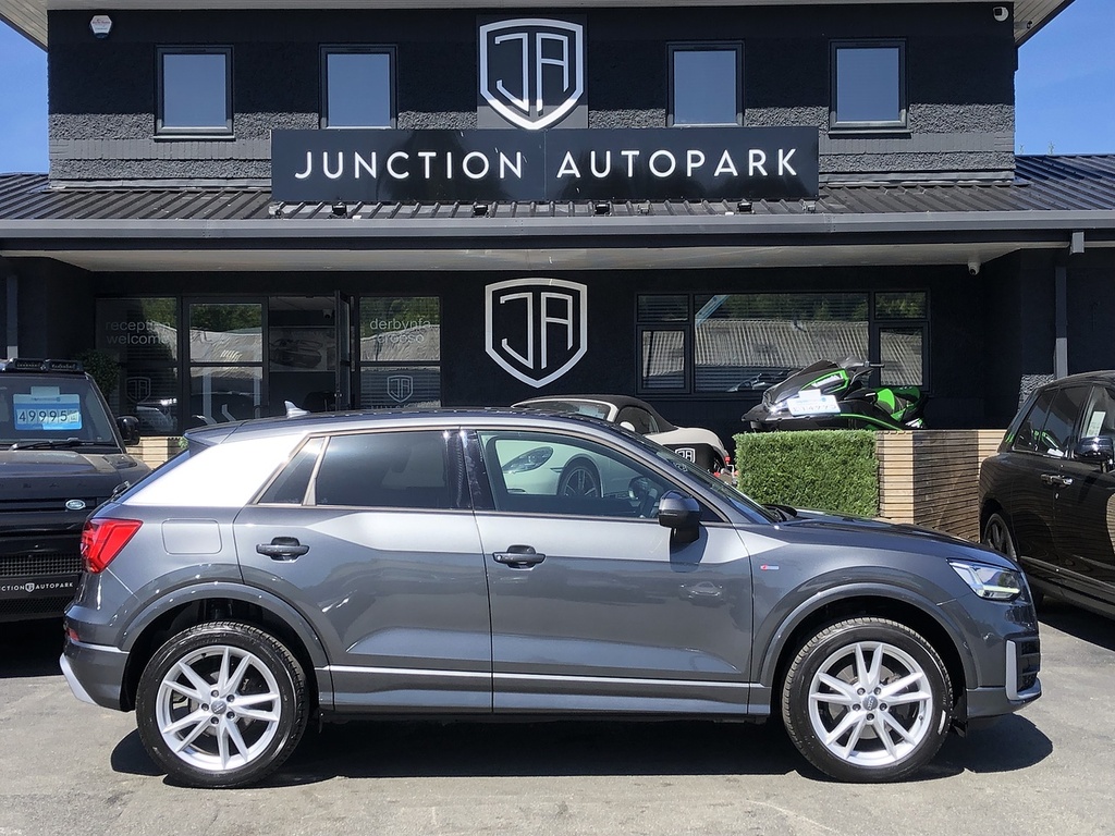 Audi Q2 Tfsi Cod S Line NL18XWZ Grey #5
