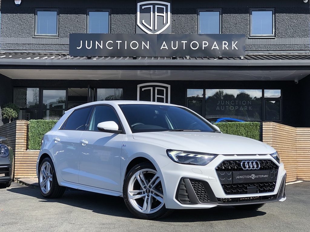 Audi A1 Tfsi S Line CX71GYY White #3