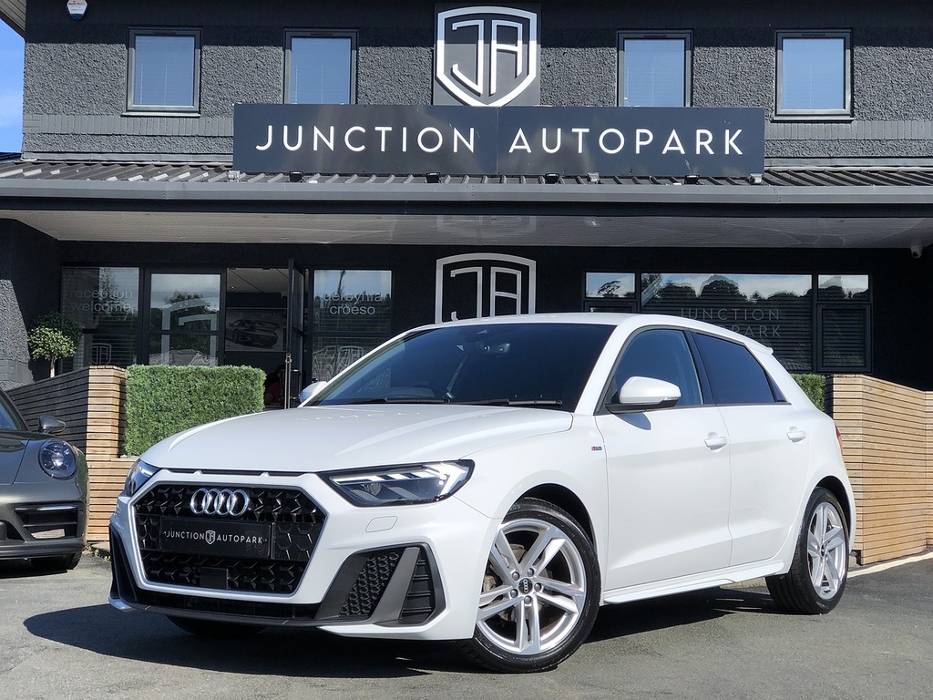 Audi A1 Tfsi S Line CX71GYY White #4