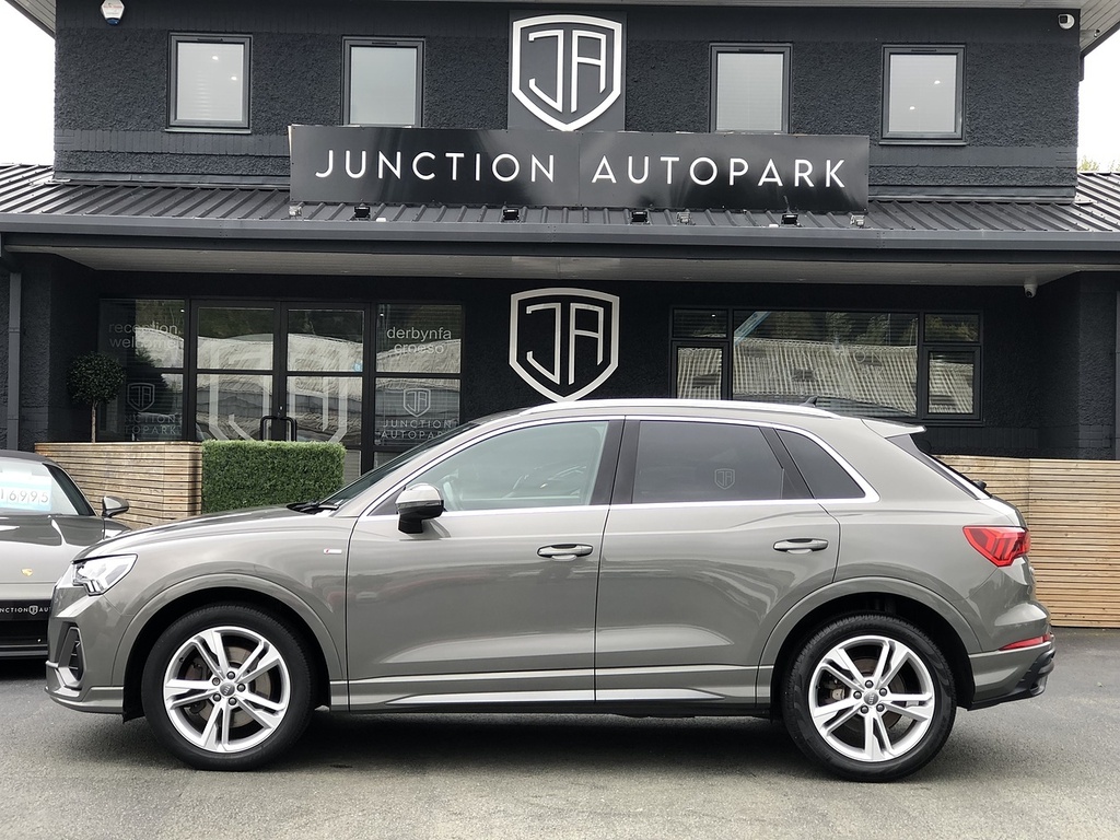 Audi Q3 Tfsi S Line FR19GWN Grey #4