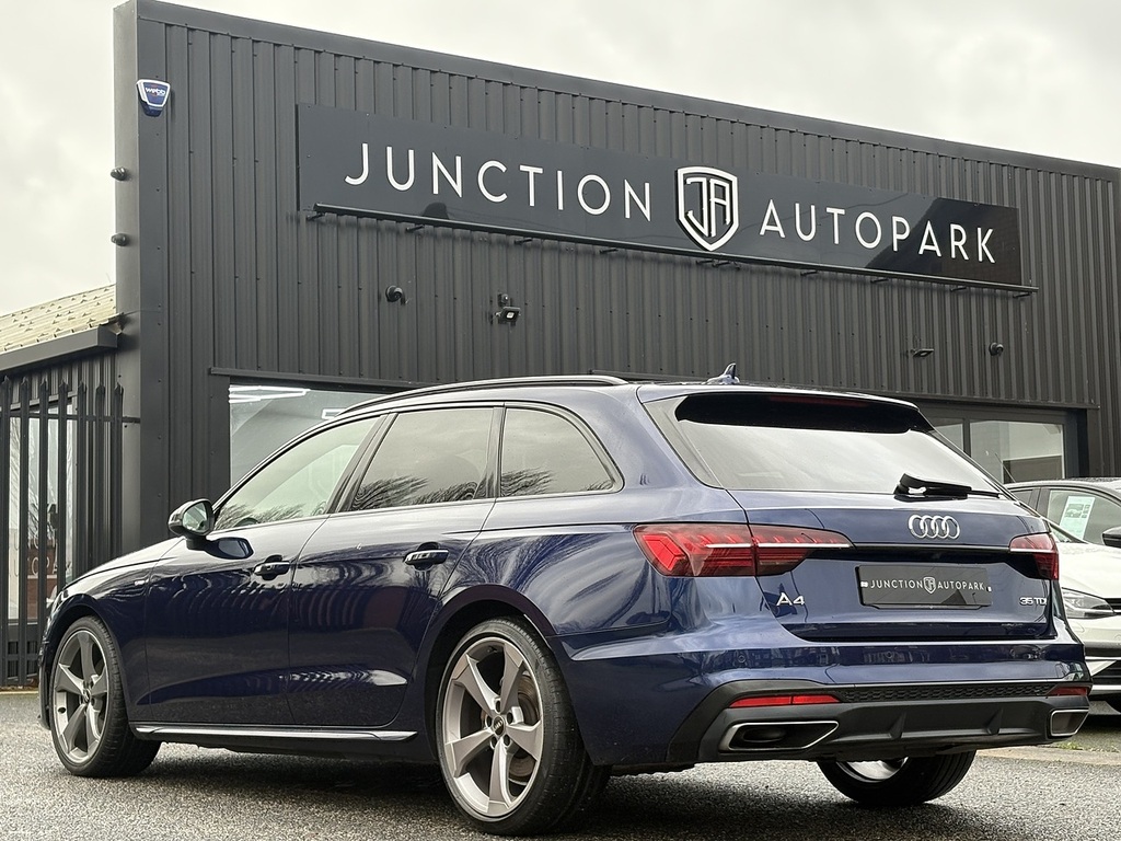 Audi A4 Avant Tdi Black Edition HJ69PFX Blue #3