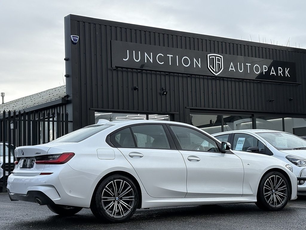 BMW 3 Series 318I M Sport KN71VDR White #5