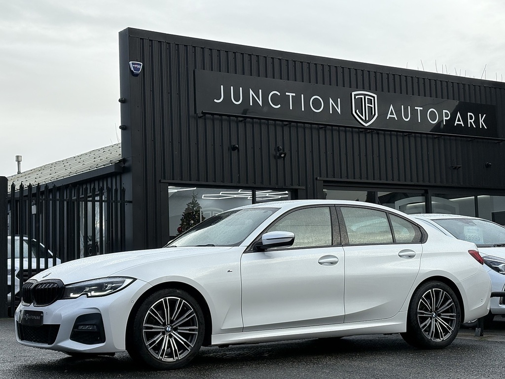 BMW 3 Series 318I M Sport KN71VDR White #2
