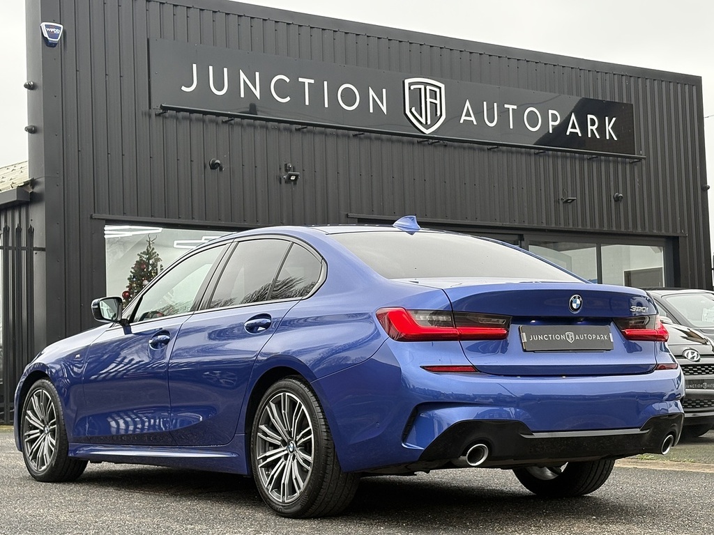 BMW 3 Series 320I M Sport YE71KUG Blue #3