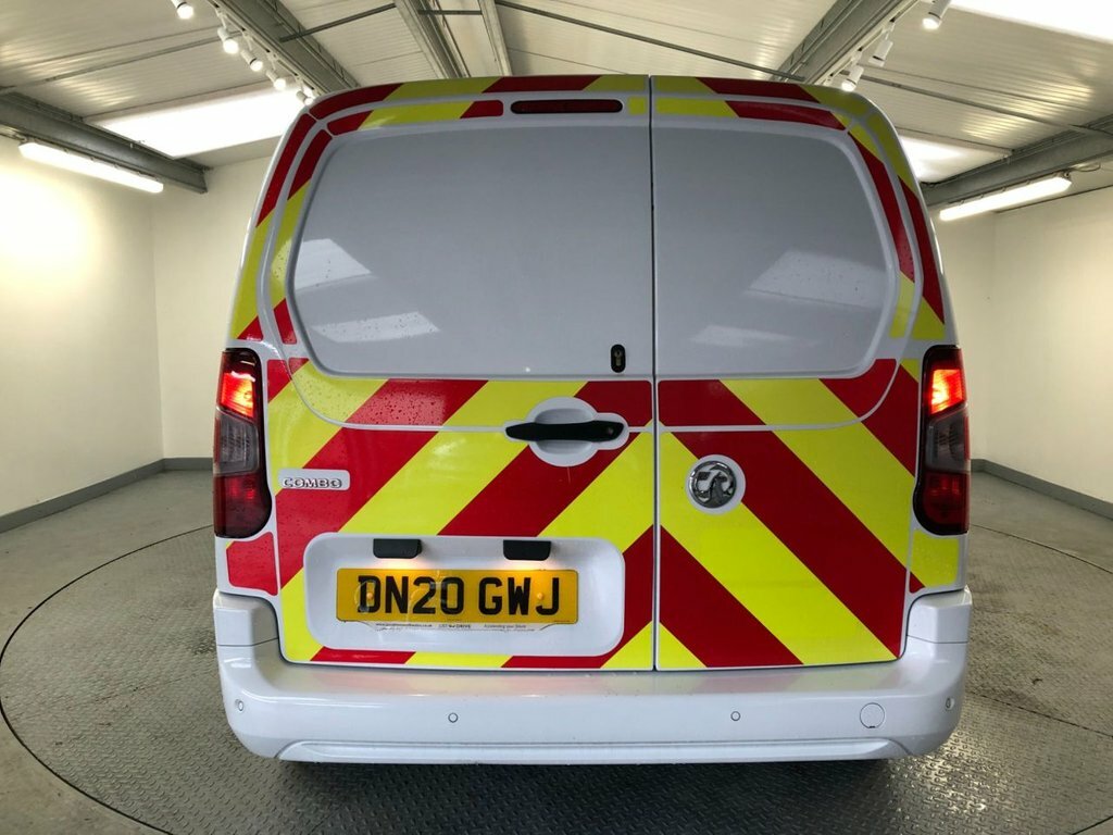 Vauxhall Combo Combo 2300 Sportive Td Ss DN20GWJ White #6