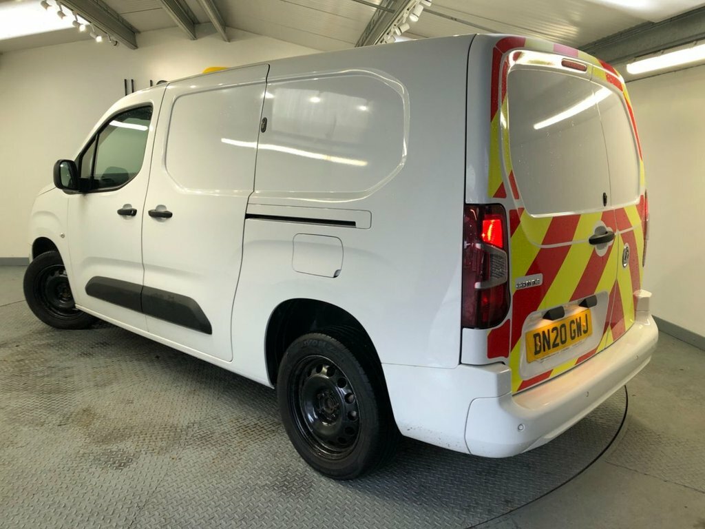 Vauxhall Combo Combo 2300 Sportive Td Ss DN20GWJ White #5