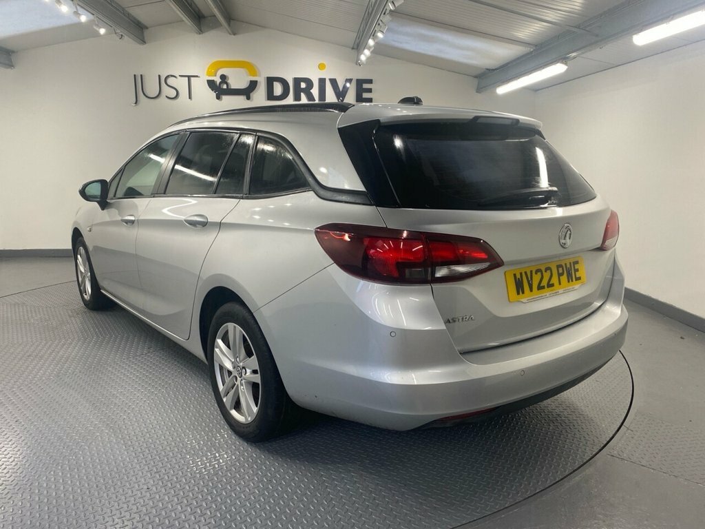 Vauxhall Astra 1.2L Business Edition Nav WV22PWE Silver #4