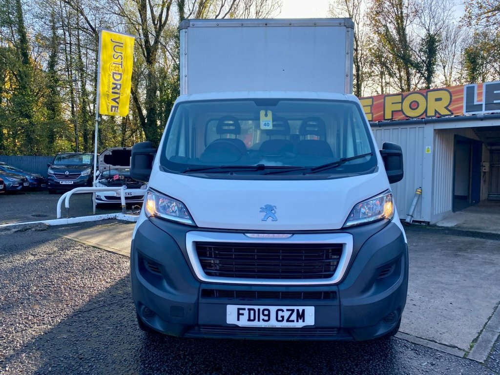 Peugeot Boxer 2L Built For Business Plus FD19GZM White #4