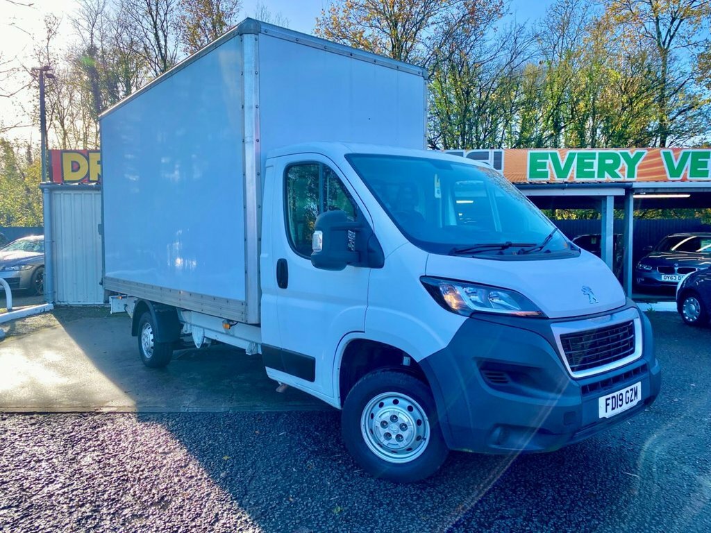 Peugeot Boxer 2L Built For Business Plus FD19GZM White #3