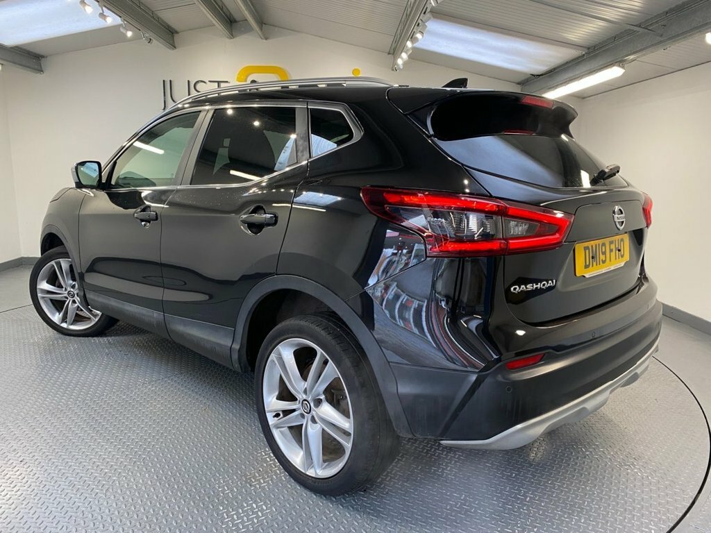 Nissan Qashqai 1.3L N-motion DM19FHO Black #3