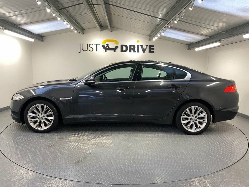 Jaguar XF 2.2L Luxury Grey #2