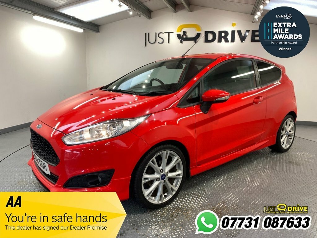 Ford Fiesta 1L Zetec S Red