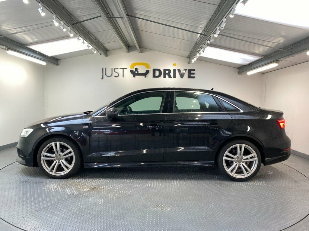 Audi A3 1.6L S Line AV69AXZ Black #2