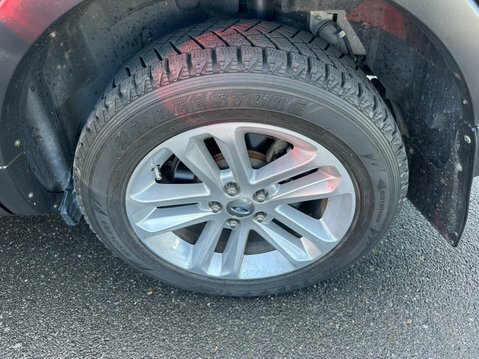 Ford Explorer 3.5 V6 Xlt Black #2