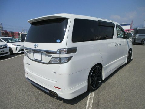 Toyota Vellfire 3.5 Zg Edition White #2