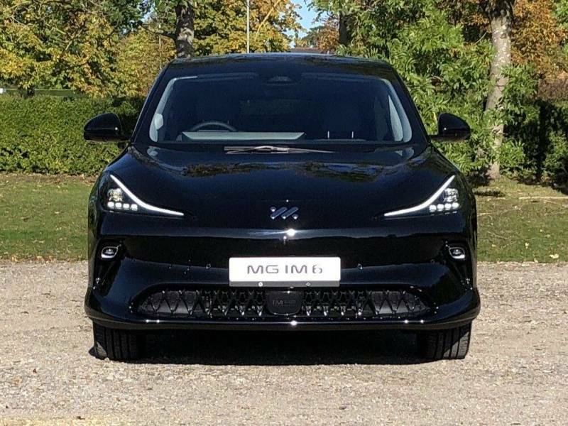 MG IM6 100Kwh Long Range - Black #2