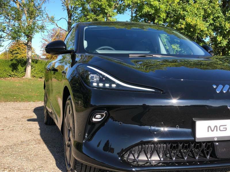 MG IM6 100Kwh Long Range - Black #5