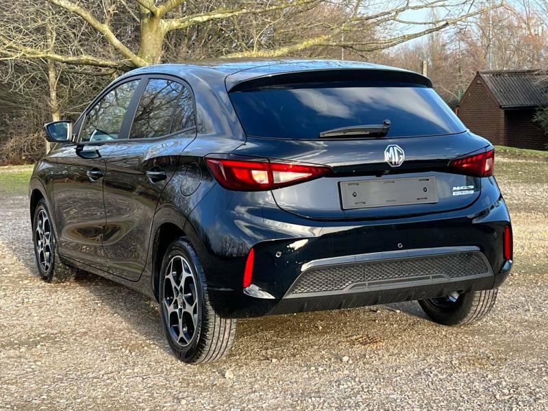 MG MG3 1.5 Hybrid Mhev Trophy Hatchback Hybri Black #4