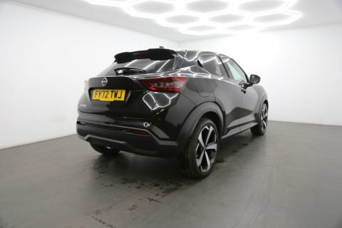 Nissan Juke 1.0 Dig-t Tekna FY72TWJ Black #4