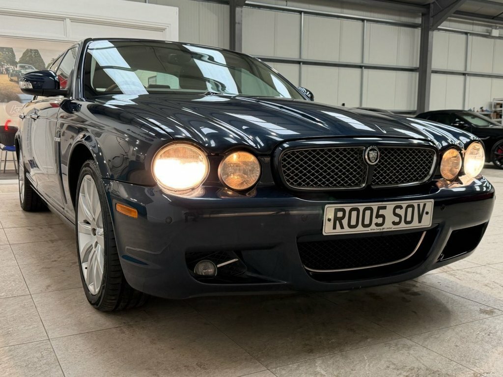 Jaguar XJ 2.7L Executive Blue #2