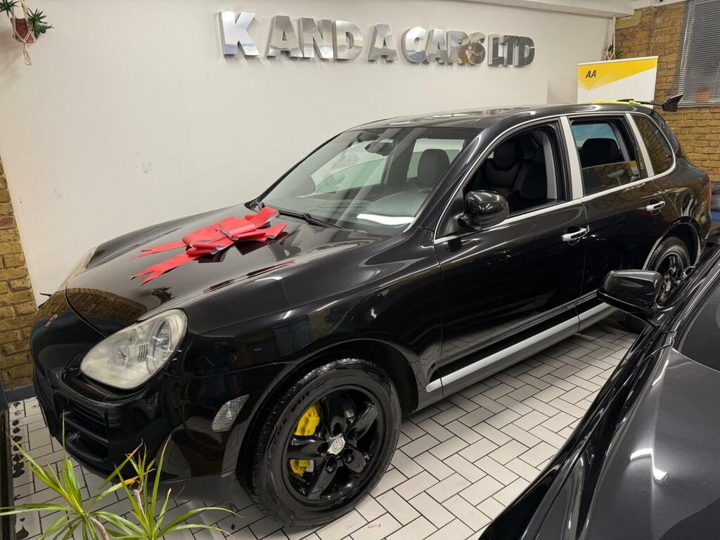 Porsche Cayenne Suv 3.2 V6 Tiptronic S Awd 200404 LJ04TOL Black #2