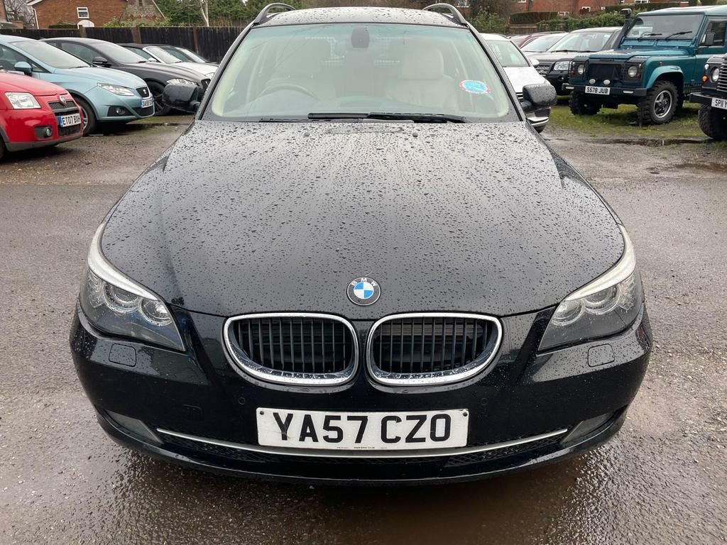 BMW 5 Series 2.0 520D Se Touring Euro 4 YA57CZO Black #2