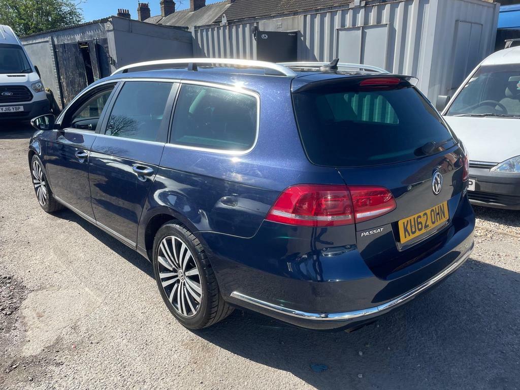Volkswagen Passat 2.0 Tdi Bluemotion Tech Sport Dsg Euro 5 S S Blue #4