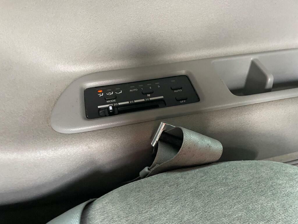 Mazda Bongo 2.0 14,000 Miles 14K Silver #10