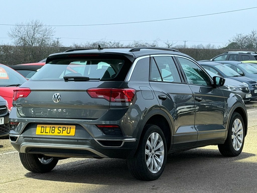 Volkswagen T-Roc 1L Se DL18SPU Grey #6