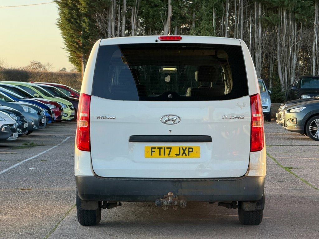 Hyundai iLoad Crdi Se White #5