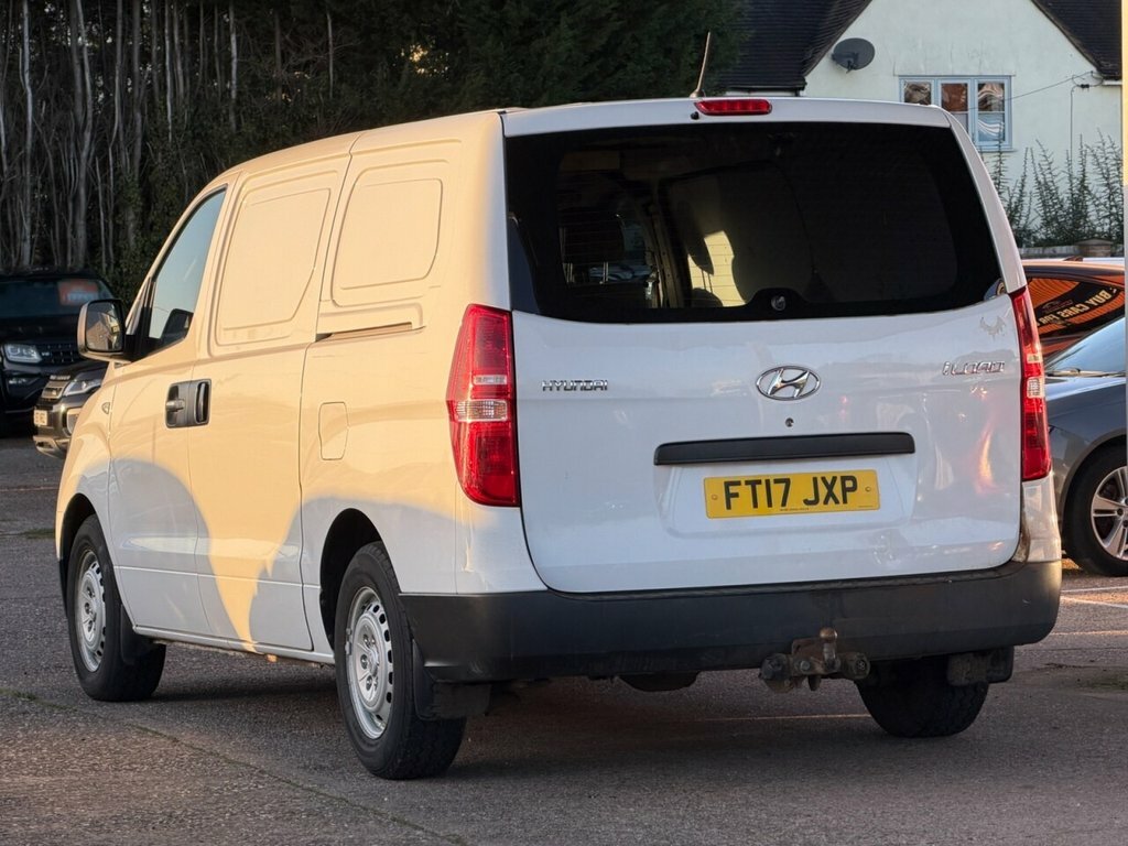 Hyundai iLoad Crdi Se White #4