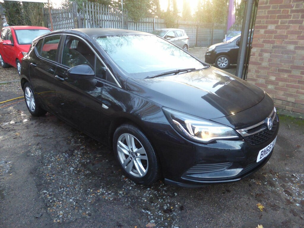 Vauxhall Astra 1.4I Tech Line Euro 6 BN66HUY Black #2