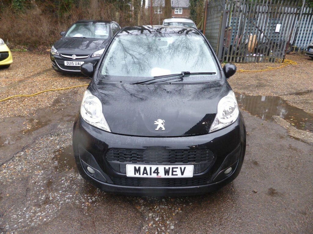 Peugeot 107 1.0 12V Active Euro 5 Black #4