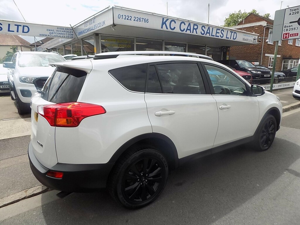 Toyota Rav 4 D-4d Invincible White #2