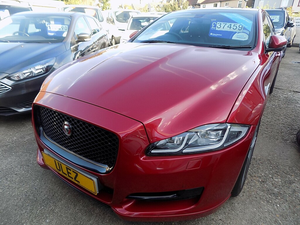 Jaguar XJ D V6 R-sport Red #3