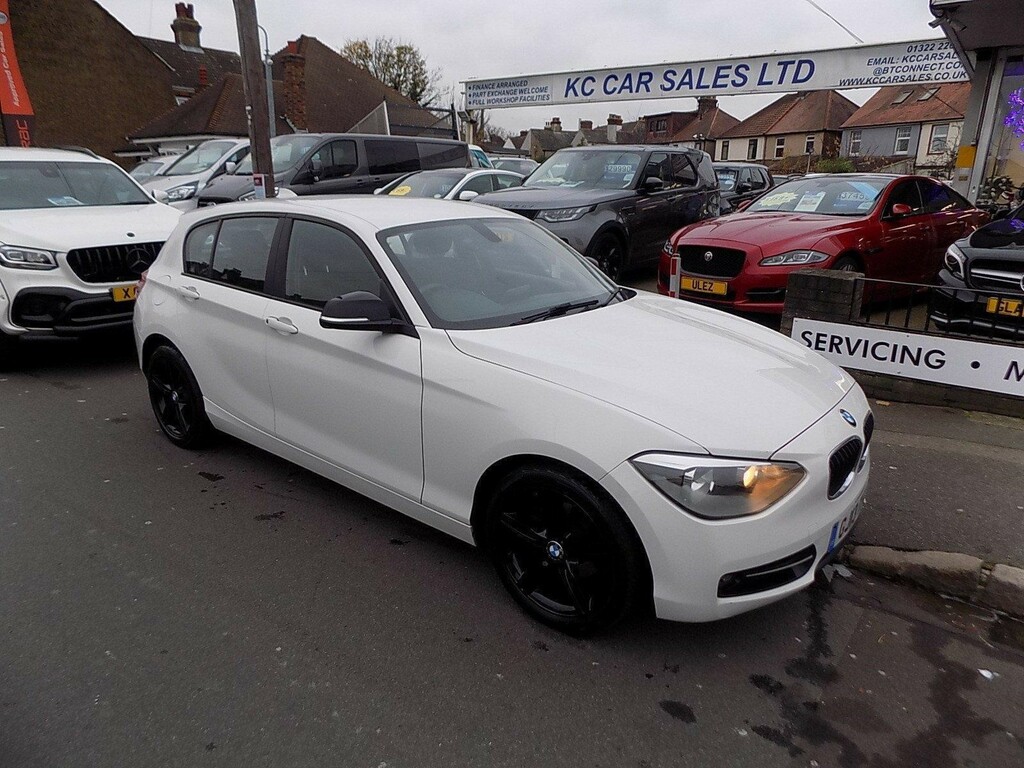 BMW 1 Series Sport White