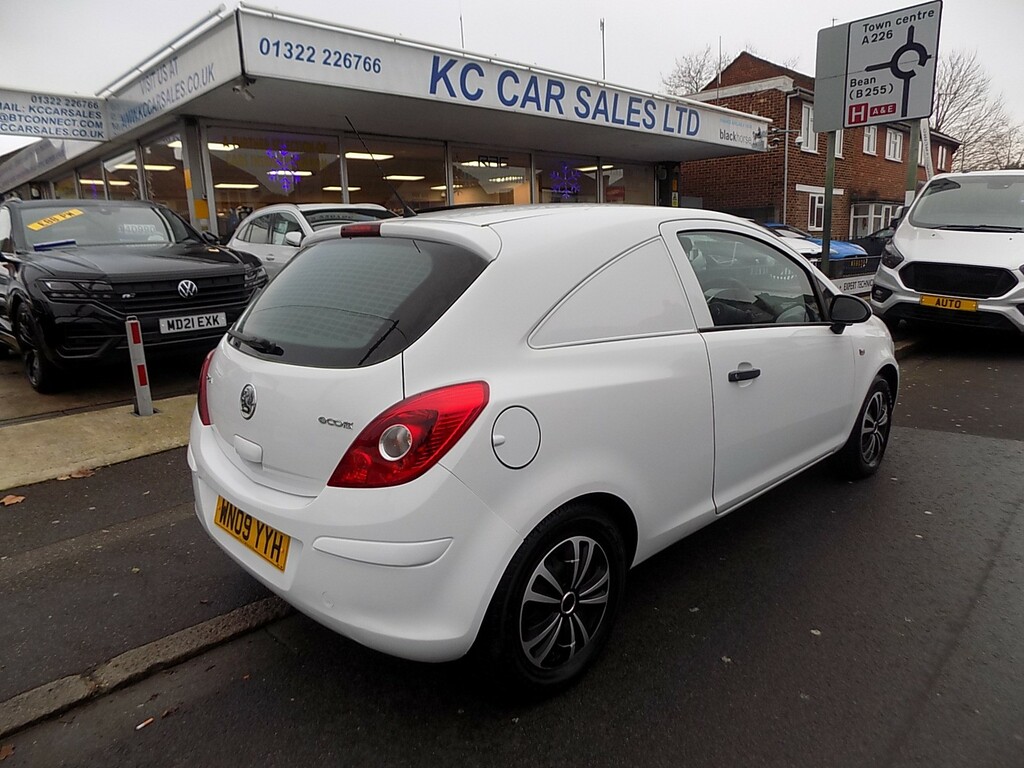 Vauxhall Corsa Swb Cdv Cdti WN09YYH White #5