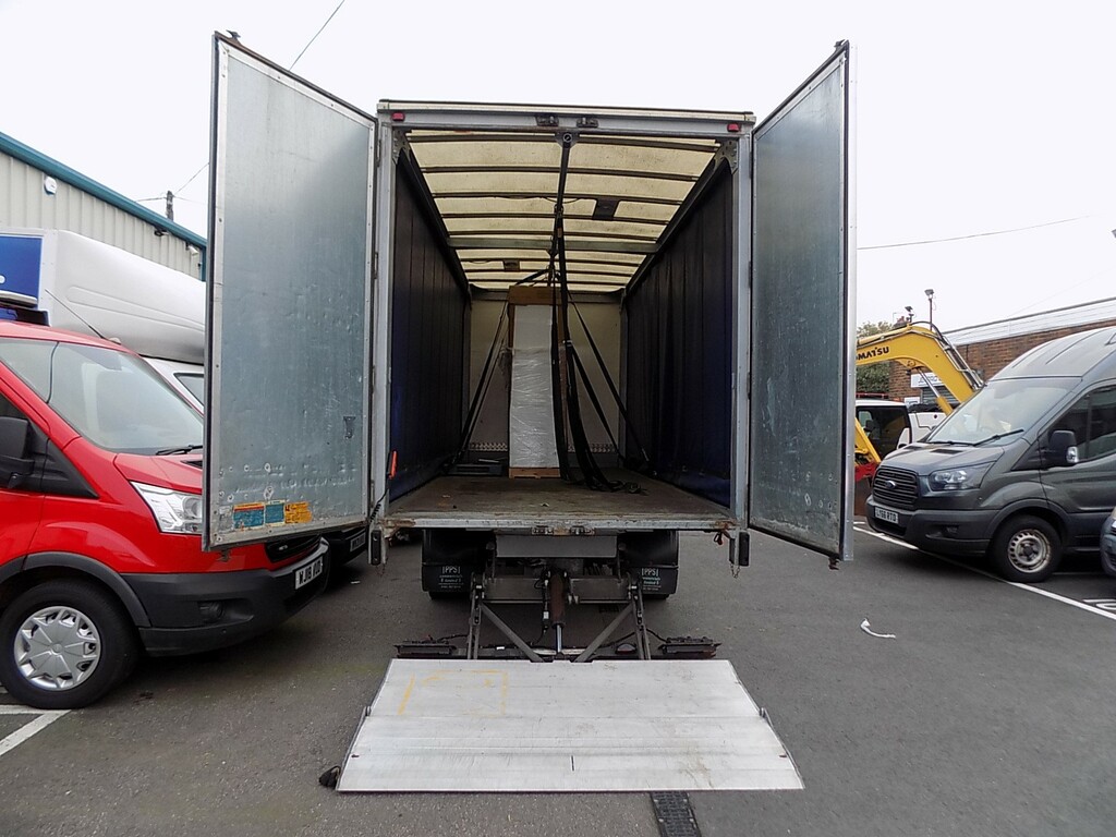 Isuzu N75.150 L GN69YBD White #4