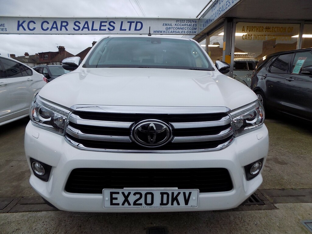 Toyota HILUX Invincible 4Wd D-4d Dcb White #2