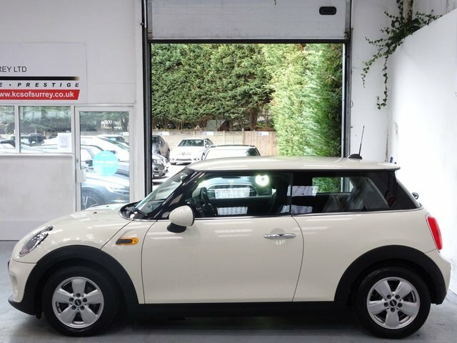 Mini Hatch 1.5 Cooper Hatchback Euro 6 Ss White #3