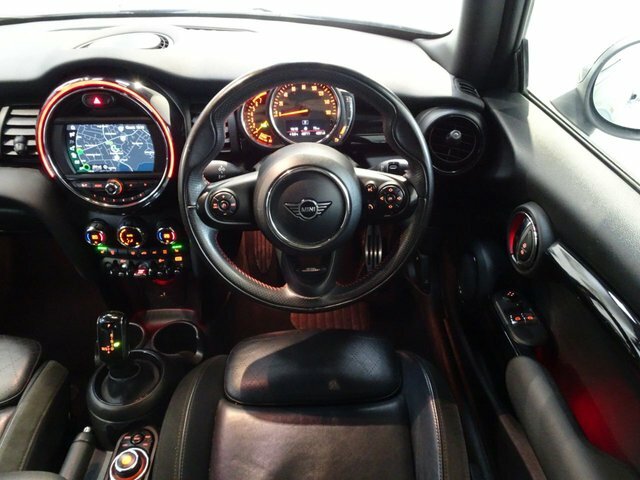 Mini Hatch 1.5 Cooper Sport Hatchback Steptronic E SV69WKP Grey #6