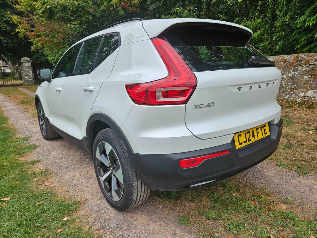 Volvo XC40 2.0 B3 Mhev Plus Dct Euro 6 Ss CJ24FTE White #5
