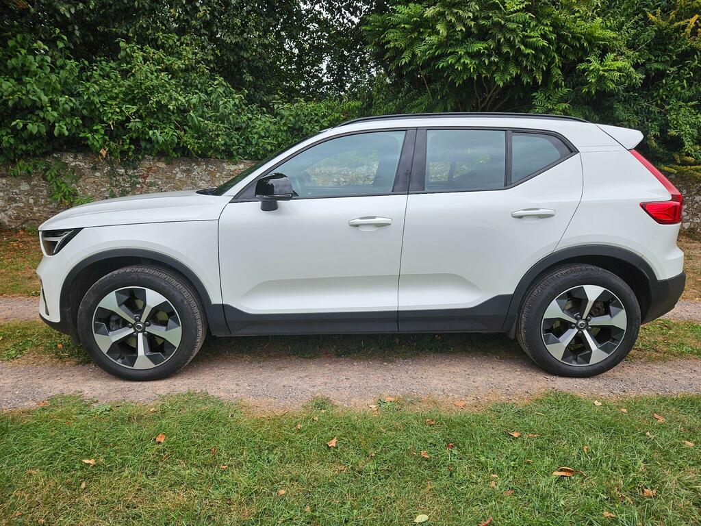 Volvo XC40 2.0 B3 Mhev Plus Dct Euro 6 Ss CJ24FTE White #6