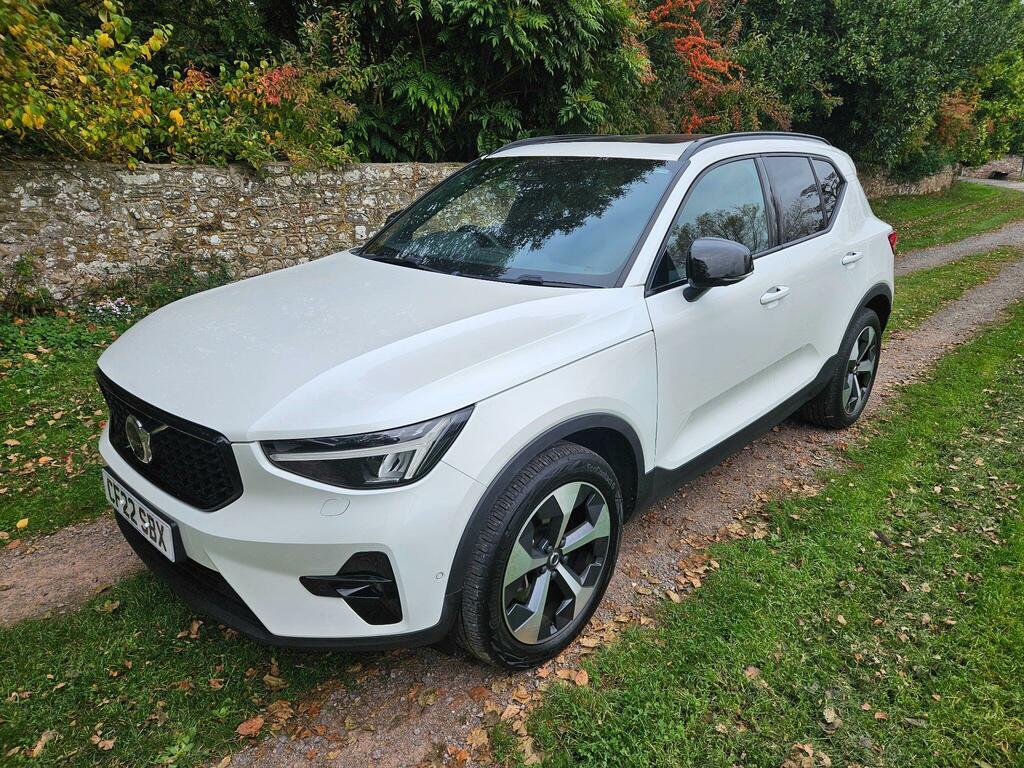 Volvo XC40 2.0 B4 Mhev Ultimate Dct Euro 6 Ss CF22SBX White #3