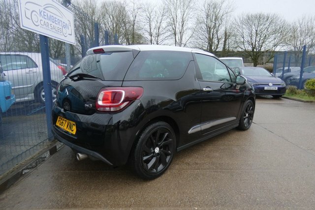 DS DS 3 2018 1.6 Bluehdi Connected Chic Hatchback Dies Black #5