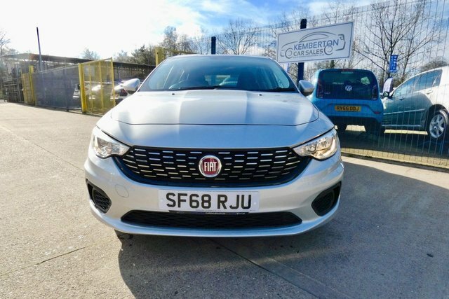 Fiat Tipo 2018 1.3 Multijetii Easy Hatchback Manu Grey #2